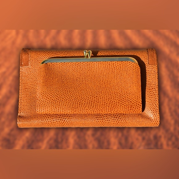 Vintage Princess Gardner Pig Leather Wallet - Picture 2 of 4